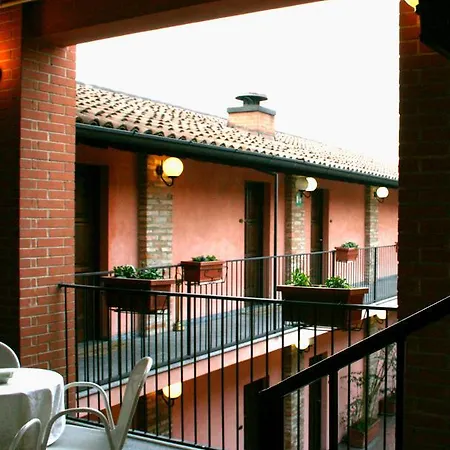 Excel Naviglio - Ca'bianca Отель 4*